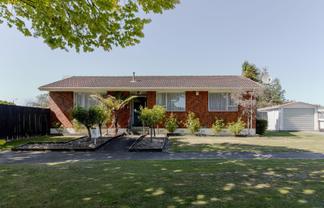 11 Otaki Place, Westbrook