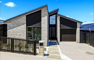 76 Huanui Drive, Orewa