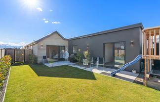 97 Burdon Loop, Lake Hawea