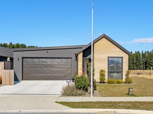 97 Burdon Loop, Lake Hawea