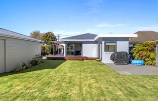 16 Harris Crescent, Papanui