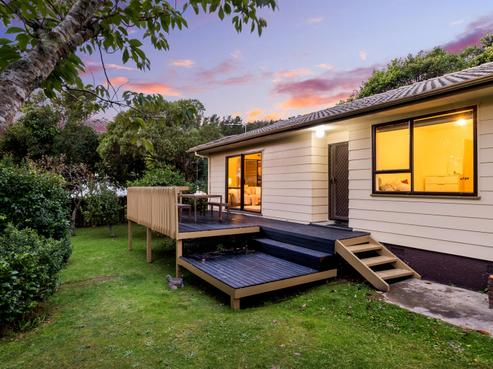 6 Japonica Crescent, Ranui