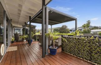 10 Hillview Road, Waihi Beach