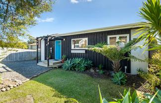 93 Wade River Road, Stanmore Bay