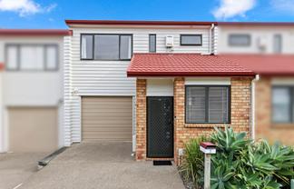 21/22 Northcross drive, Oteha
