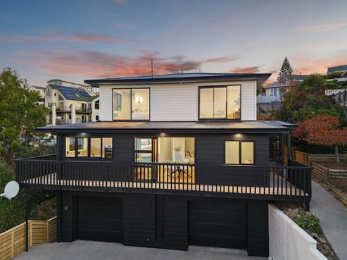167 Soleares Avenue, Mount Pleasant