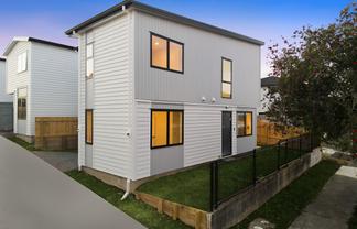 Lot 1-4/30 Christmas Road, Manurewa
