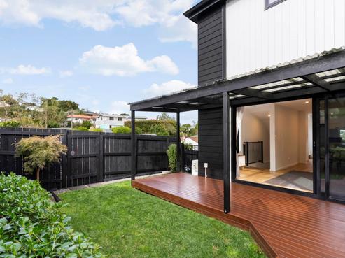 1B Stott Avenue, Birkdale