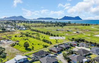33 Ocean View Rise, Ruakaka
