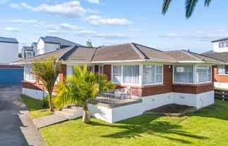 6 Rothwell Place, Sunnyhills