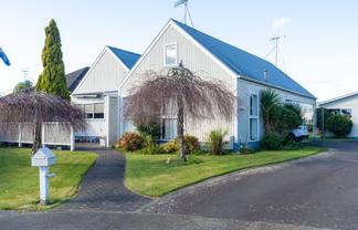 10 Aitchison Place, Levin