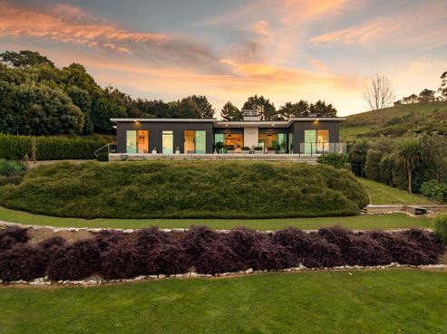 6 Tiwarawara Lane, Pirongia