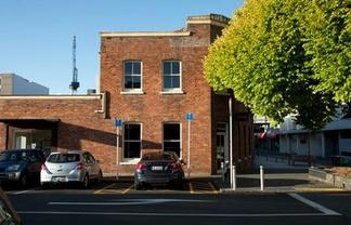 High Exposure Retail Opportunity