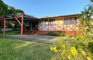 48 Main Road, Raglan