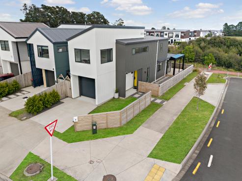 7 John Gray Street, Papakura