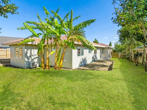 9 Wai Iti Place, Clendon Park