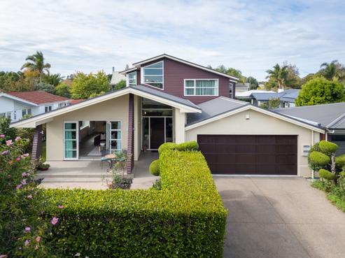 17 Pollock Drive, Chartwell