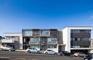 305/80 Riddiford Street, Newtown