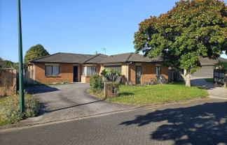13 Riplington Road, Huntington Park