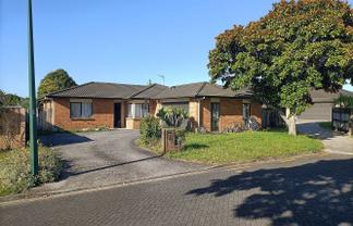13 Riplington Road, Huntington Park