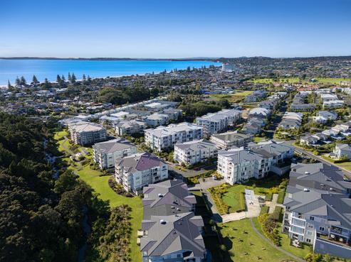 152 Landmark Terrace, Orewa