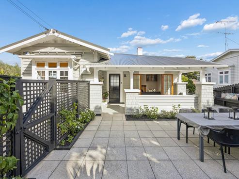 18 Quadrant Road, Onehunga