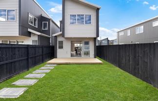10 & 12 Taiheru Road, Karaka
