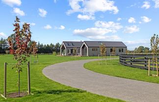 692B Weedons Road, ROLLESTON