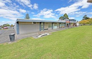 130M³ RETAIL/OFFICE FOR LEASE
