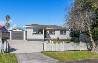 15 Tyndrum Place, Highland Park