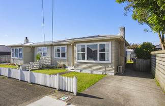 32 Queenwood Road, Levin