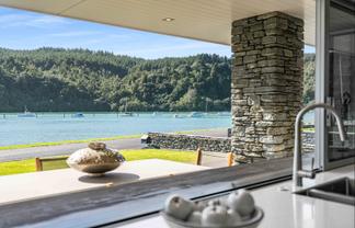 209 Beach Road, Whangamata