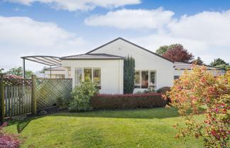 18 Dalfield Place, Highbury
