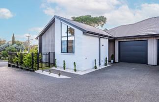 73A Houchens Road, Glenview