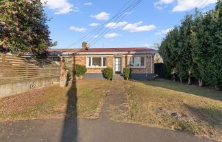 16A Elizabeth Street, Papakura