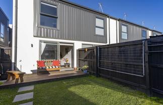 11/101 Mackworth Street, Woolston