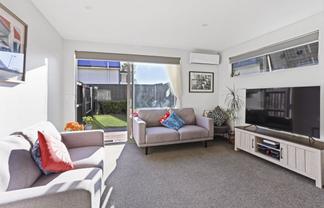 11/101 Mackworth Street, Woolston