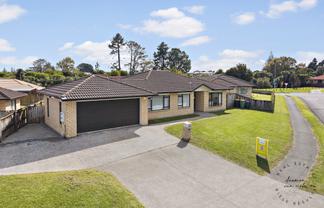 3 Maadi Place, Papakura