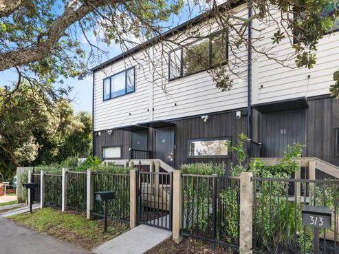 2/3 Rimu Road, Mangere Bridge