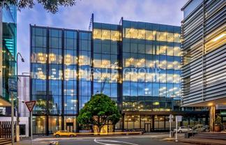 SECURE OFFICE SUITES WITH PREMIUM FACILITIES