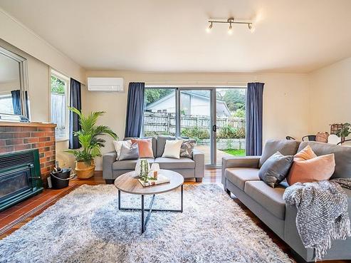 10 James Grove, Stokes Valley