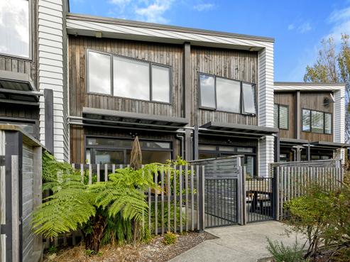 5 Glen Evans Crescent, Fairfield