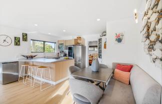 1/369 Whangaparaoa Road, Stanmore Bay