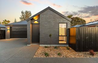 1/123 Kennedys Bush Road, Halswell