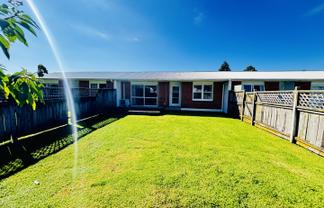 2/76 Settlement Road, Papakura