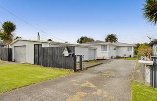 63 Longfellow Road, Opunake