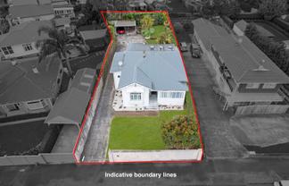 802 New North Road, Mount Albert