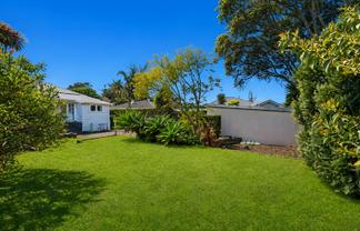 802 New North Road, Mount Albert