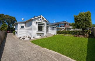 802 New North Road, Mount Albert