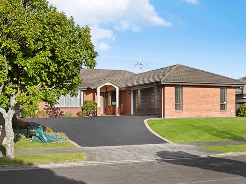 3 Azure Place, Huntington